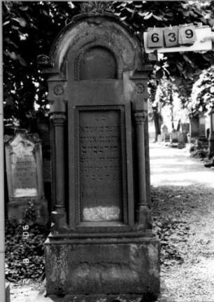 Grabstein 639