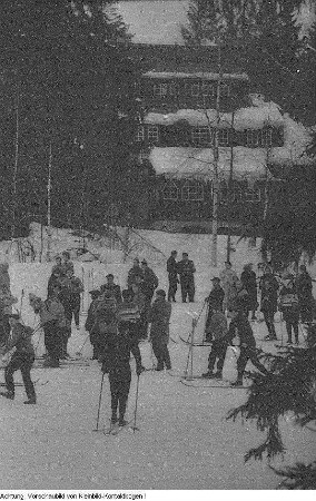 Altenberg, Schellerhau, Wintersportfest, Dresden, Hallen-Handball, Bogenschießen, Kindersport im Rathaus, Gustav-Adolf "Täve" Schur und die Friedensfahrer in Dresden, u.a., November 1959 - September 1960