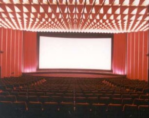 Dresden-Altstadt. Filmtheater Prager Straße (Rundkino). Zuschauerraum (1018 Plätze)