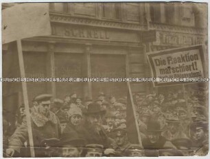 Kurt Eisner auf der Rätedemonstration