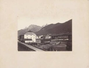 Niederdorf östlich von Bruneck in Südtirol