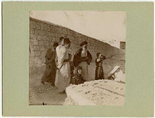 Auf d. jüd. Friedhof Aleppo