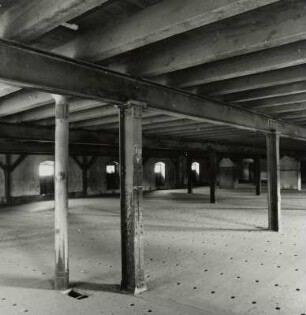 Getreide-Rieselspeicher und Verwaltungsgebäude des ehemaligen Proviantamtes der Königlich-Sächsischen Armee