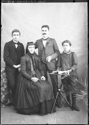 Familienbildnis