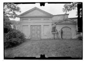 Güstrow. Gertrudenkirchhof. Mausoleen (1801/1815)