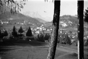 Pieve di Cadore: Pieve di Cadore mit Marmarolf