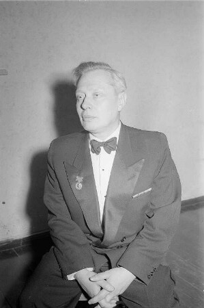 Porträtaufnahmen des Puppenspielers Sergej Obraszow : Porträt
