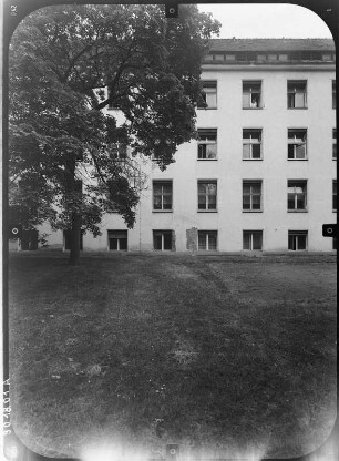 Dresden-Johannstadt, Fetscherstraße 74. Universitätsklinikum Carl Gustav Carus, Klinik und Poliklinik für Neurologie (Haus 27)
