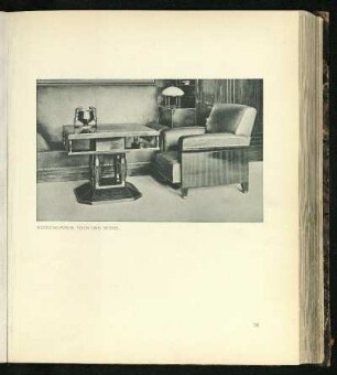 Herrenzimmer, Tisch und Sessel