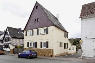 Wohnhaus; Weilrod, Limburger Straße 17