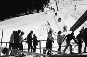 Oberried: Stollenbacher Hütte; Betrieb am Skilift