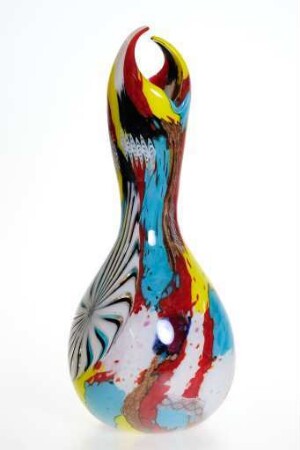 Vase mit farbigen Einlagen