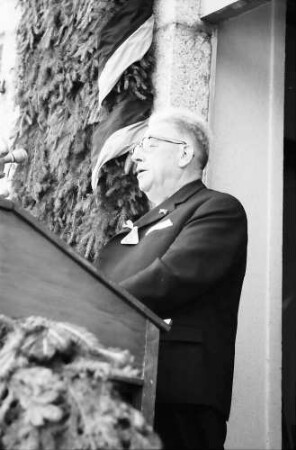 Bernau: Ansprache, Regierungspräsident Anton Dichtel