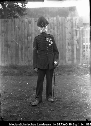 Arbeiter Wilhelm Lampe aus Wolfenbüttel, Johannisstr.1, als Sergeant des alten Braunschweigischen Infanterieregiments