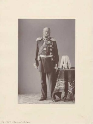 Kaiser Wilhelm I. in Uniform mit Auszeichnungen im Kaiserlichen Palais in Berlin
