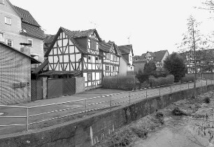 Wohnhaus; Helsa, Lossemannweg 4