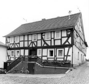 Fachwerkwohnhaus; Ortenberg, Schloßgasse 14