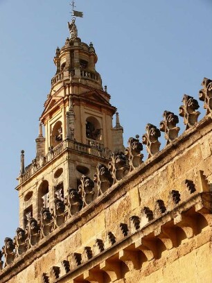 Glockenturm der Moschee-Kathedrale Mezquita