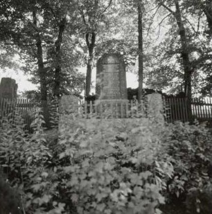 Denkmal für die Gefallenen des 1. Weltkrieges : Denkmal für die Gefallenen des 1. Weltkrieges. Stein (nach 1918). Reichenbach (Vogtland)-Friesen, Hauptstraße