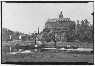 Hirschstein. Schloss - SVK-Erholungsheim, Schlepper