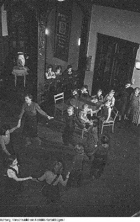 Dresden, Wachwitz. Kinderheim Wachwitz, 22. Januar 1952