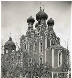 Moskau-Alexejewski, Russland. Kirche in Alexejewski (1680), Süd- und Ostseite mit Apsiden