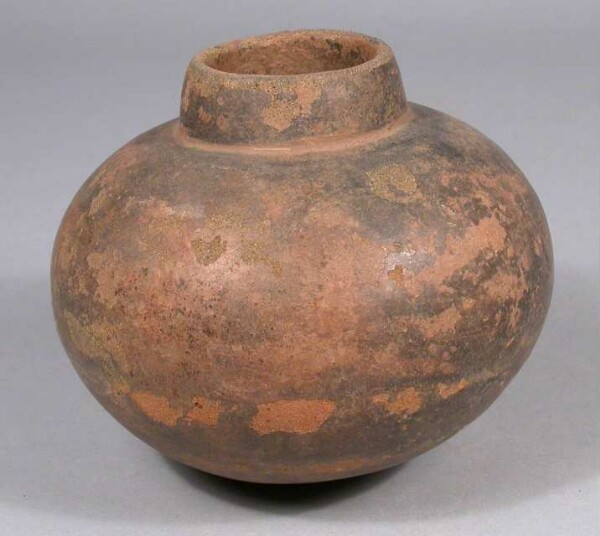 Clay vessel