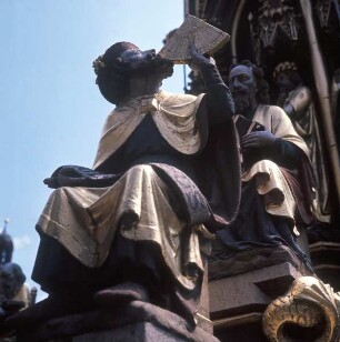 Schöner Brunnen — Die sieben freien Künste — Die Astronomie