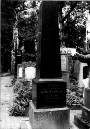 Grabstein 546