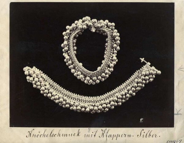 Knöchelschmuck mit Klappern, Silber