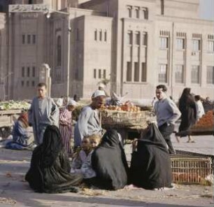 Markttreiben nahe der El-Ashar-Universität