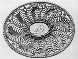 Durchbrochenes ovales Schälchen mit Silberrelief "Ganymed mit dem Adler" nach Bertold Thorvaldsen