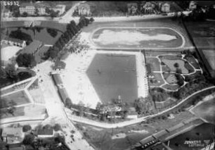 Rodewisch (b. Auerbach), Bad und Sportplatz