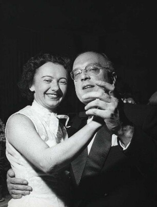 Ingeborg von Streletzky, Max Knapp