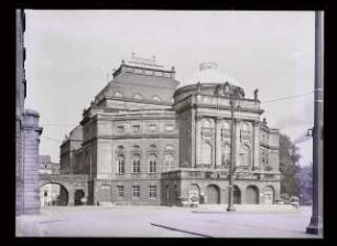 Opernhaus, Chemnitz: Ansicht von Osten (Negativ zu Inv. Nr. TBS 083,07)