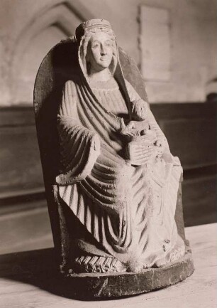 Sitzende Madonna