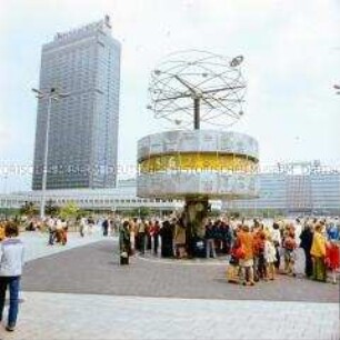 Der Alexanderplatz in Berlin (Ost)