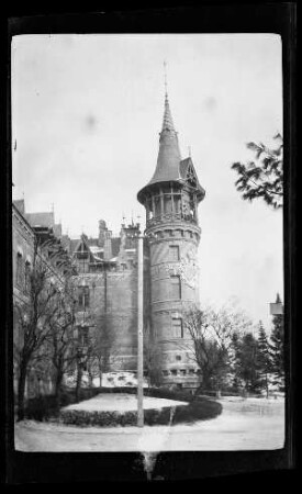 Bialowiesk (=Bia³owie¿a, Polen): Turm des [Jagdschlosses des Zaren]