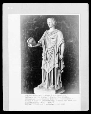 Statue des Apollon Kitharödus, als Minerva Pacifera restauriert