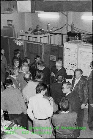 Einweihung der gepulsten Elektronenstrahlanlage (GESA) zur Oberflächenbehandlung des Instituts für Neutronenphysik und Reaktortechnik (INR)