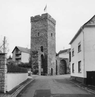 Obertorturm und Stadtmauer; Brechen, Turmstraße
