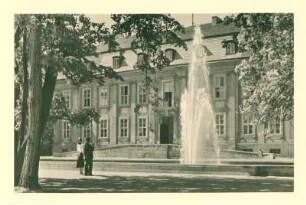 Berlin - Friedrichsfelde, Das ehemalige Schloss im Tierpark