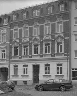 Plauen. Wohnhaus. Straßenansicht