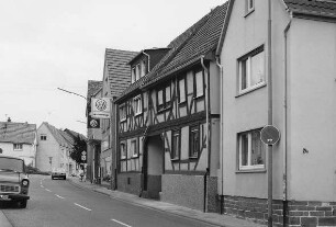 Gießen, Gießener Straße 18, Gießener Straße 22