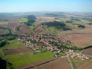 Holzhausen bei Arnstadt : Holzhausen und Veste Wachsenburg