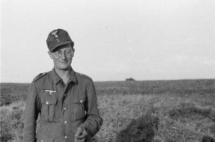 Zweiter Weltkrieg. Frontbilder. Sowjetunion. Angehöriger der deutschen Wehrmacht