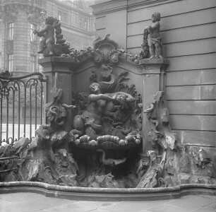 Taschenbergpalais
