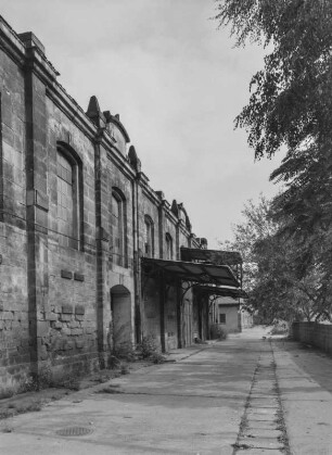 Dresden-Leipziger Vorstadt. Alter Schlachthof, Hauptgebäude (Ostseite)