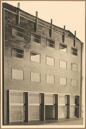 Geschäftshaus: Fassadenmodell Schrägansicht, Geschäftsräume für: Merzbach, Eduard Palm, E. Audorf