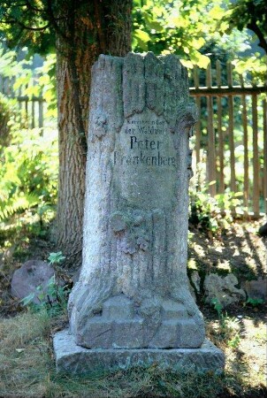 Grabstein für einen Forstmann